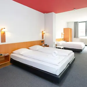 2* Hotel A&o
